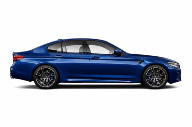 Berline bleue vue de profil, illustration du guide d’achat automobile